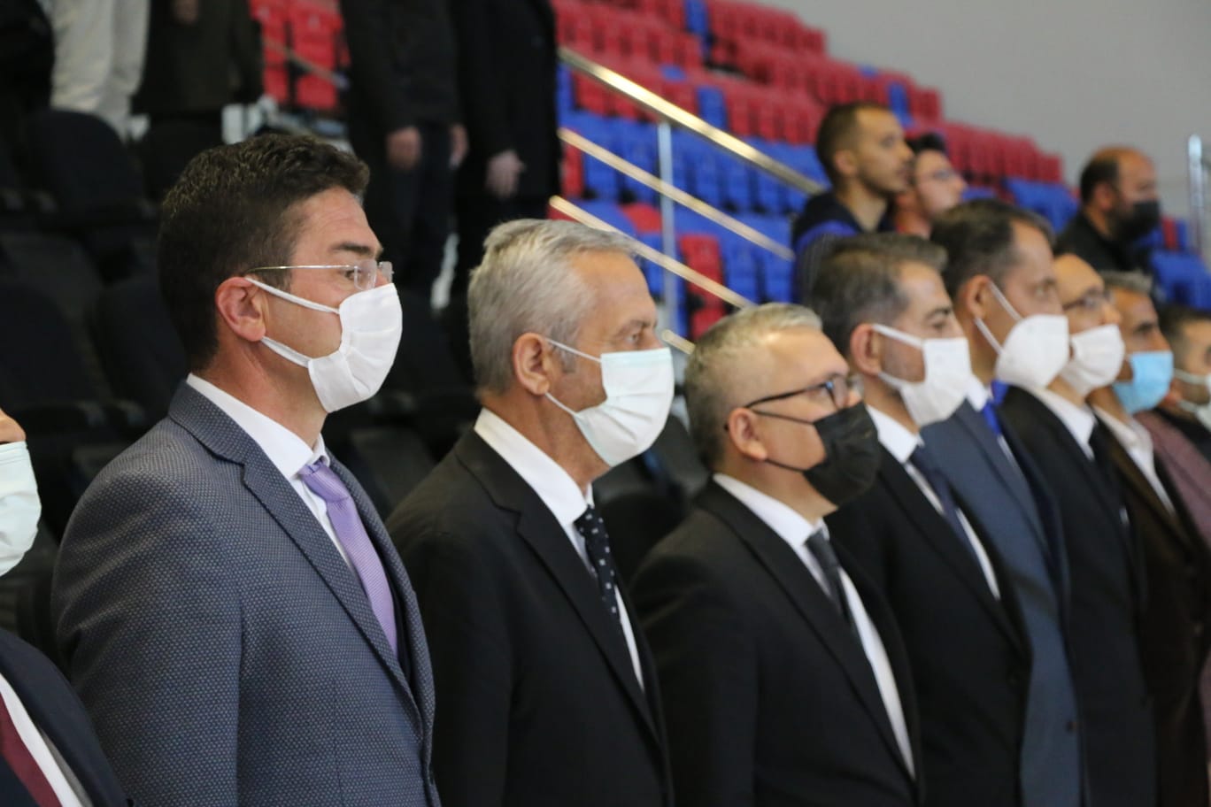 Dernek kurucularımız Ali Kaynar ve Bekir Kaynar’ın Akülü tekerlekli sandalye dağıtımından bazı kareler.